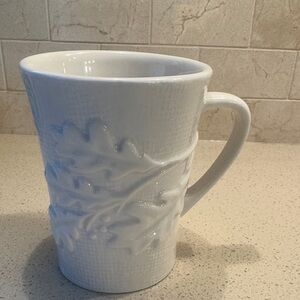 STARBUCKS 2009 White New Bone China Embossed Leaf Mug